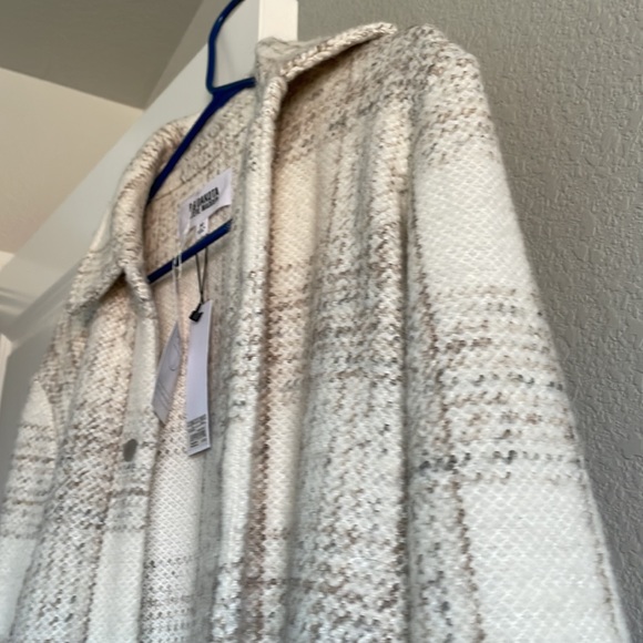 BB Dakota shacket - Picture 5 of 8